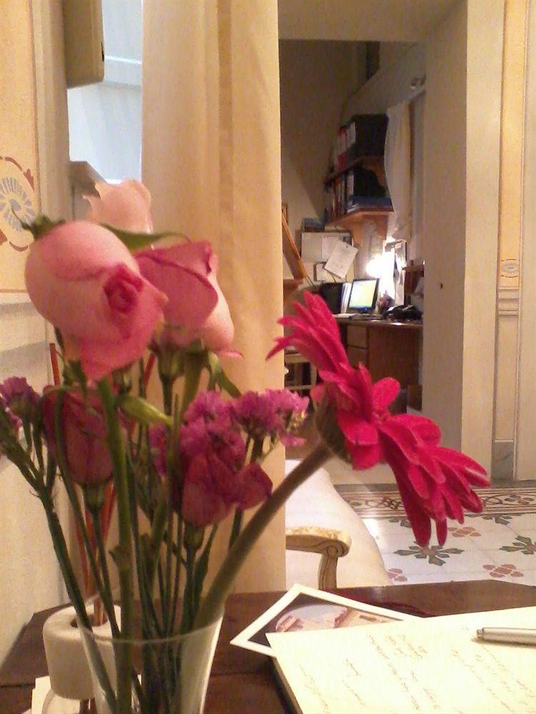 לינה וארוחת בוקר לוקה A Palazzo Busdraghi Residenza D'Epoca מראה חיצוני תמונה