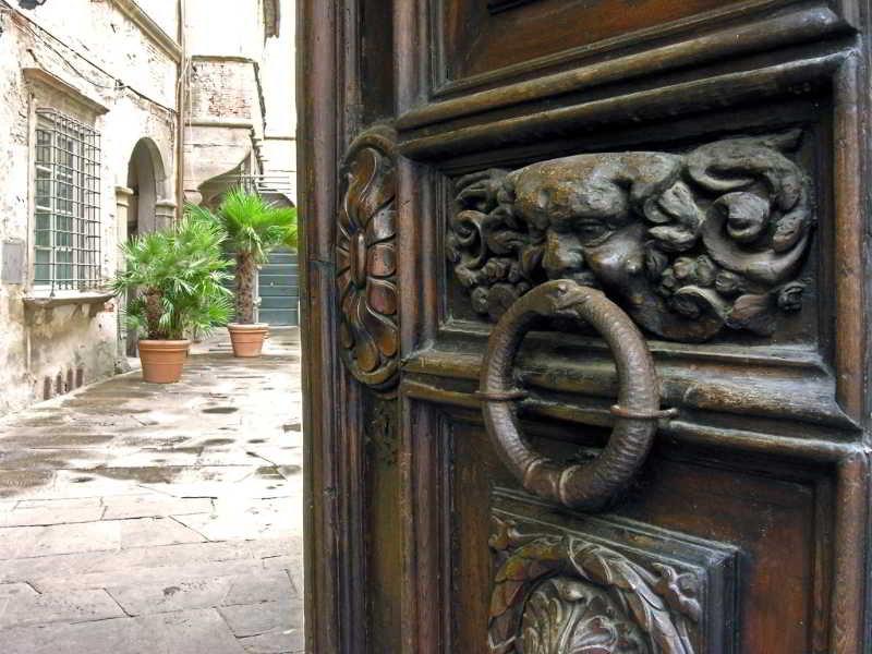 לינה וארוחת בוקר לוקה A Palazzo Busdraghi Residenza D'Epoca מראה חיצוני תמונה