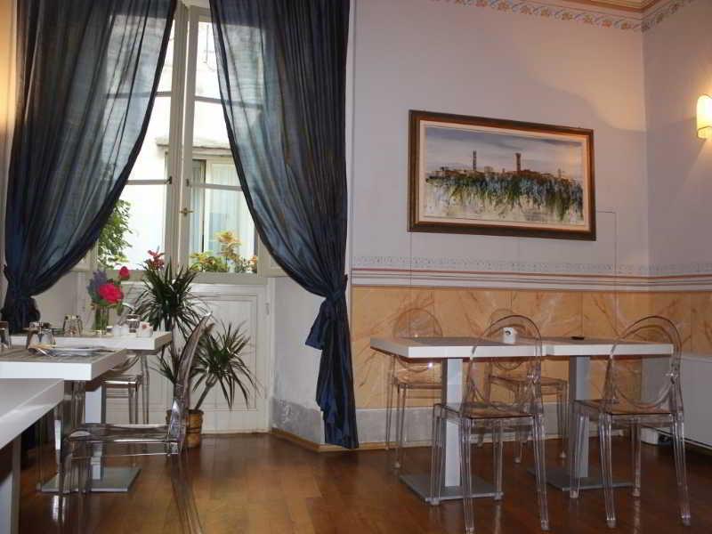 לינה וארוחת בוקר לוקה A Palazzo Busdraghi Residenza D'Epoca מראה חיצוני תמונה